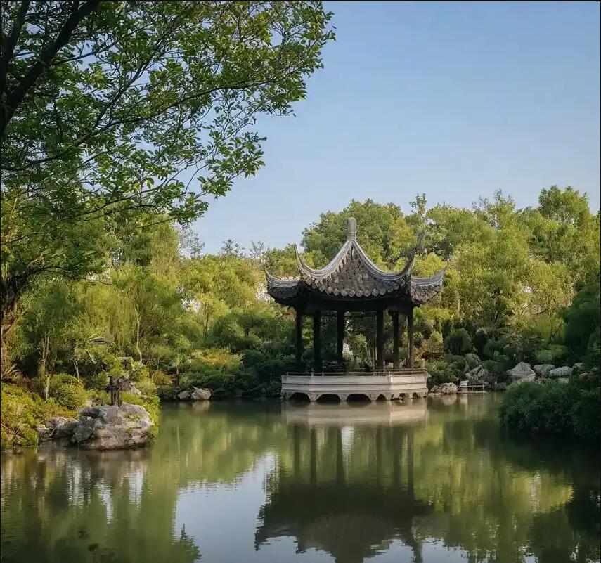 土默特左旗雨珍教育有限公司